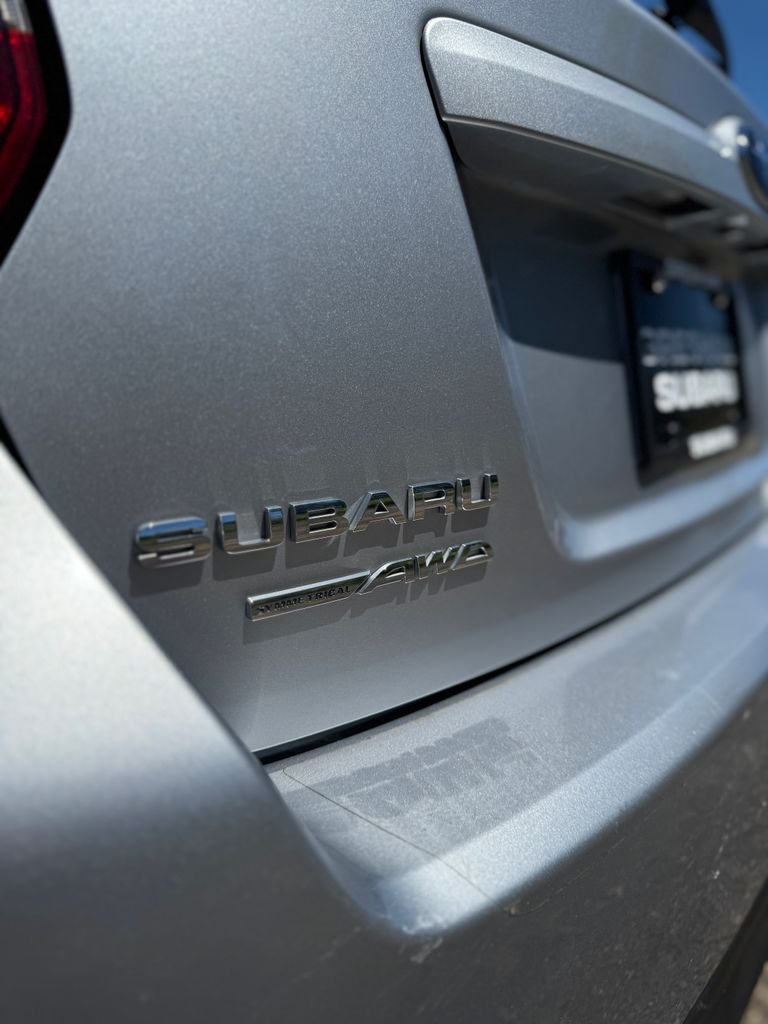 Used 2012 Ice Silver Metallic Subaru 2.0i Premium image 32