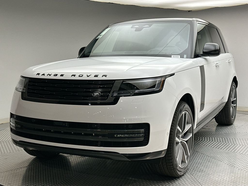 New 2027 Fuji White Land Rover SE image 1