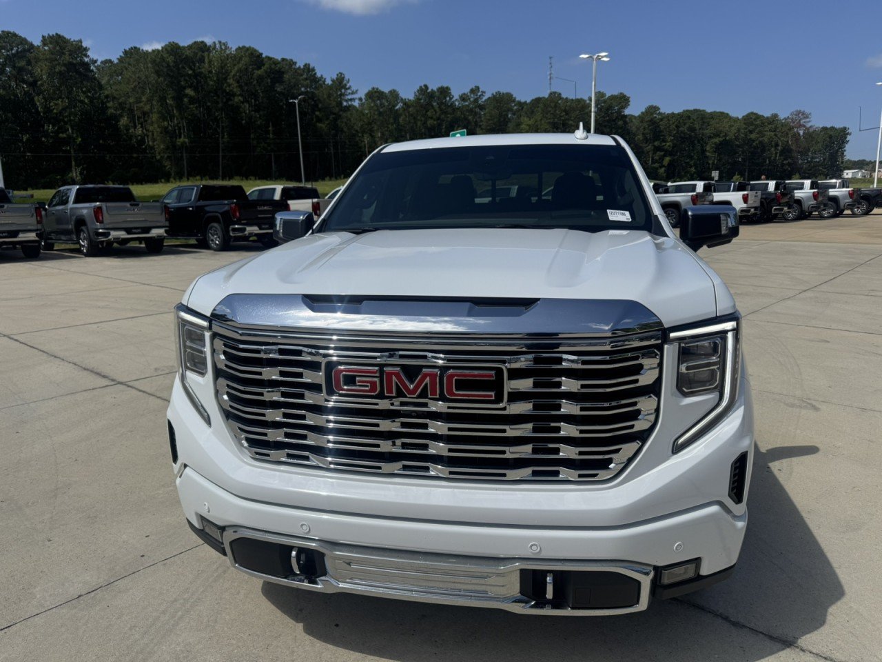 Used 2023 SUMMIT WHITE GMC Denali image 2