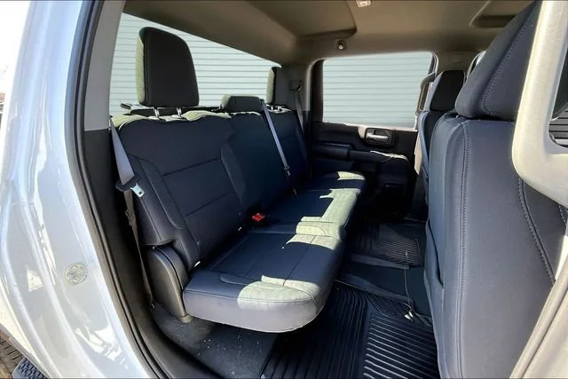 2025 Chevrolet Silverado 2500 HD Custom - Photo 10
