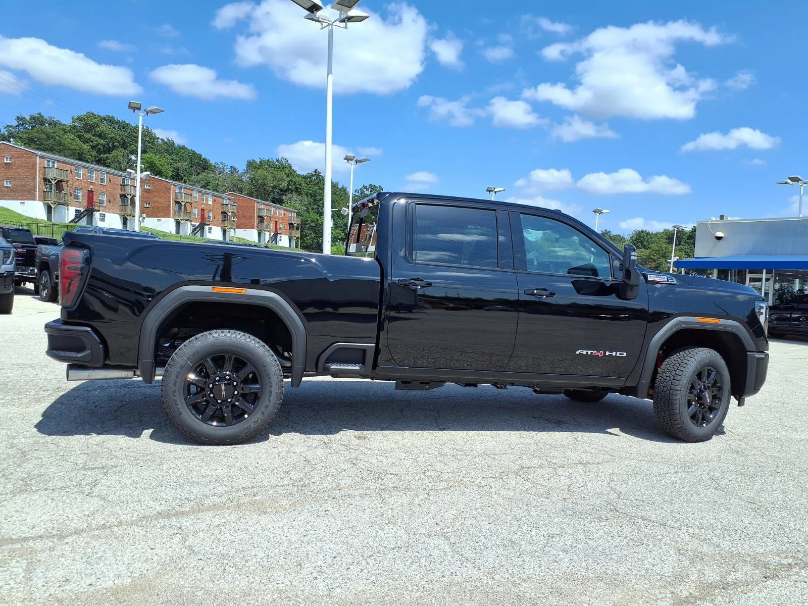 2026 GMC Sierra 2500HD AT4 - Photo 23