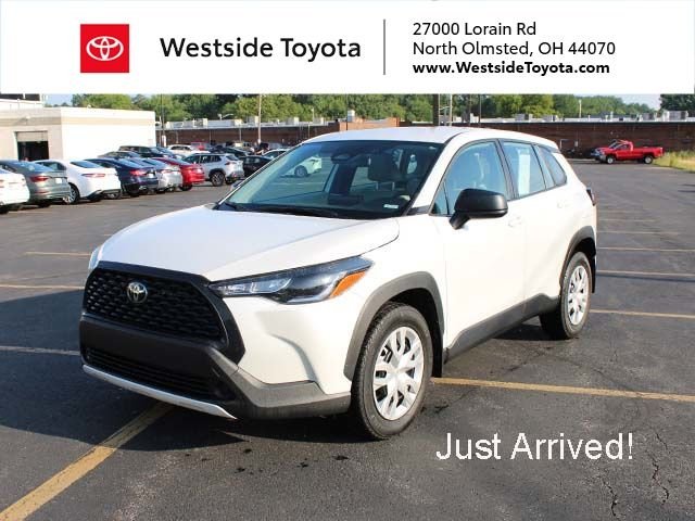 Used 2024 Pearl Toyota L image 1