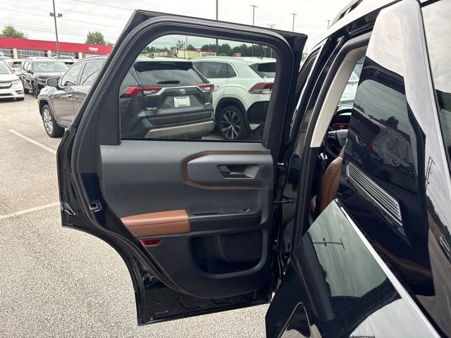 Used 2023 Black Ford Outer Banks image 14
