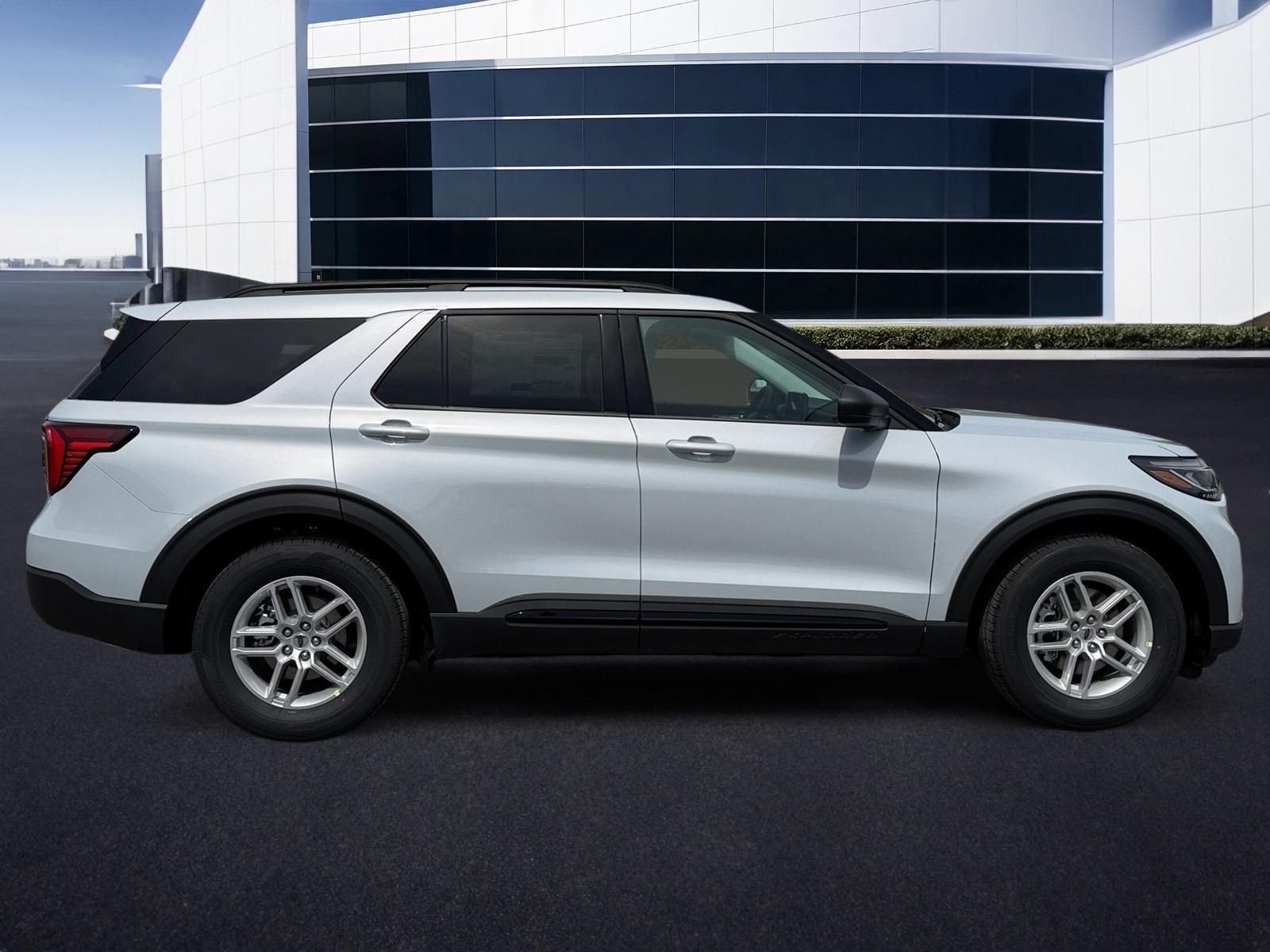 New 2026 Space White Metallic Ford Active image 5