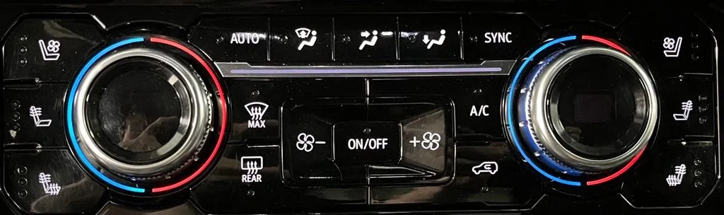 Used 2024 Black GMC Denali image 34
