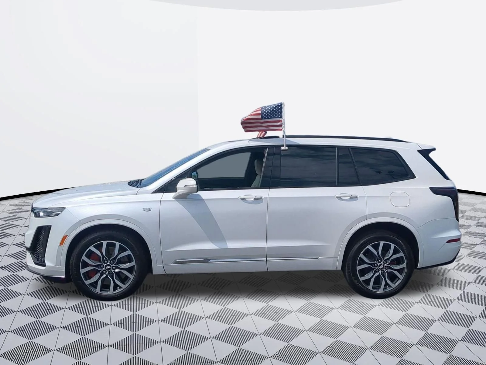 Used 2024 Crystal White Tricoat Cadillac AWD Sport image 4