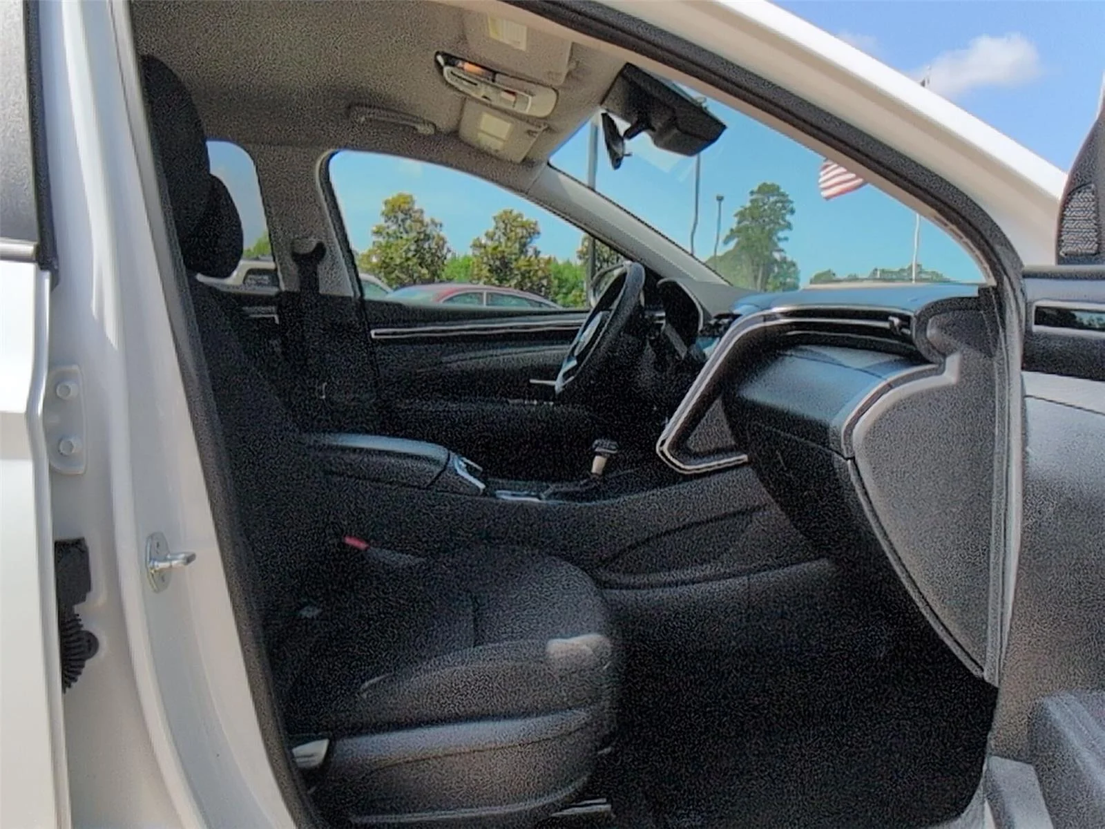Used 2024 White Pearl Hyundai SEL image 20