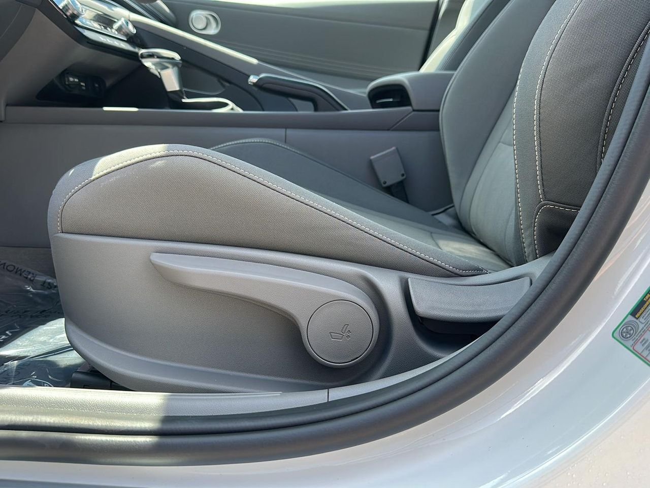 New 2026 Serenity White Hyundai SEL Sport image 11