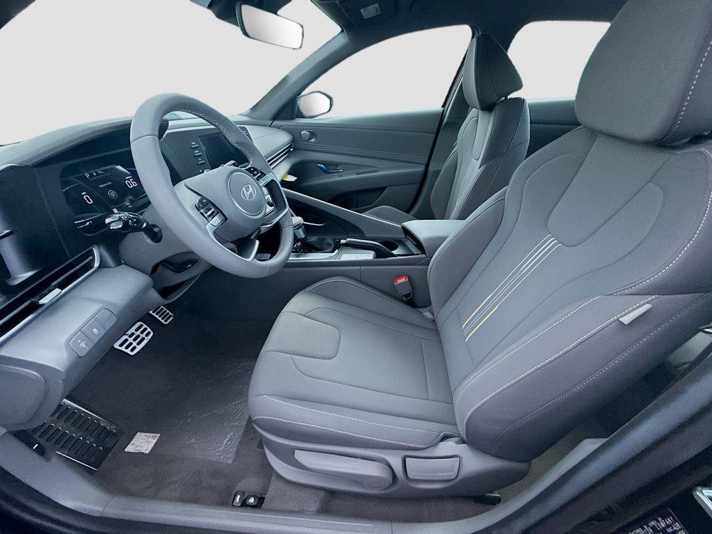 New 2026 Abyss Black Hyundai SEL Sport image 14