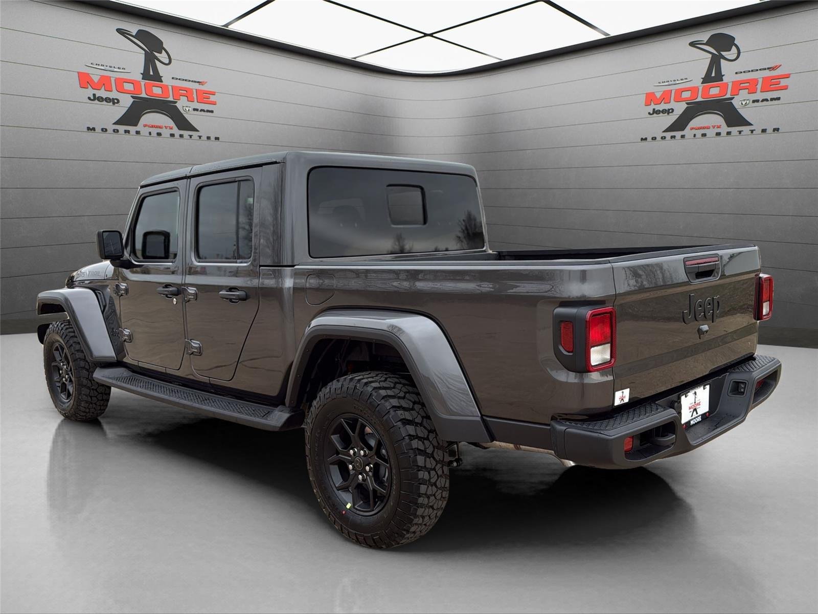 New 2026 Granite Crystal Metallic Clear-Coat Exterior Paint Jeep Texas Trail image 6