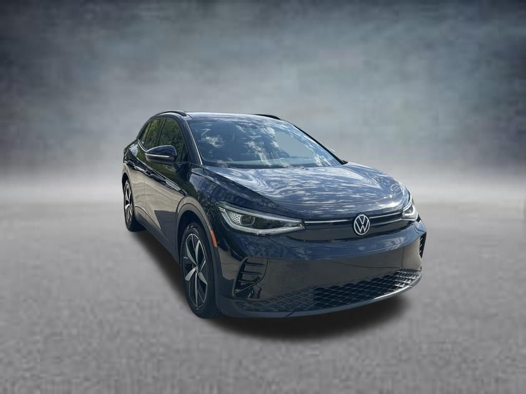 Used 2023 Black Volkswagen S image 7