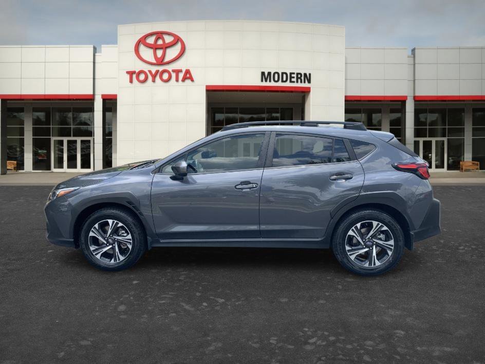 Used 2024 Magnetite Gray Metallic Subaru Premium image 7