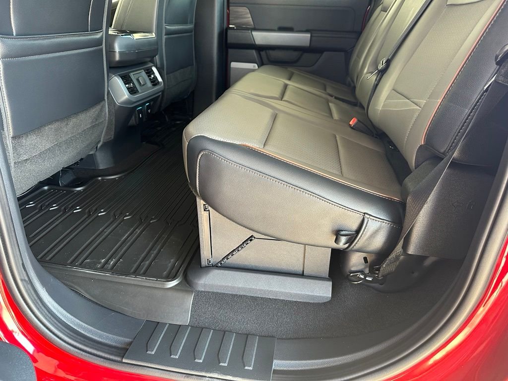 Used 2025 Red Ford Lariat image 32