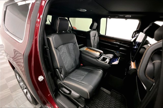 Used 2025 Velvet Red Pearlcoat Jeep Series III image 25