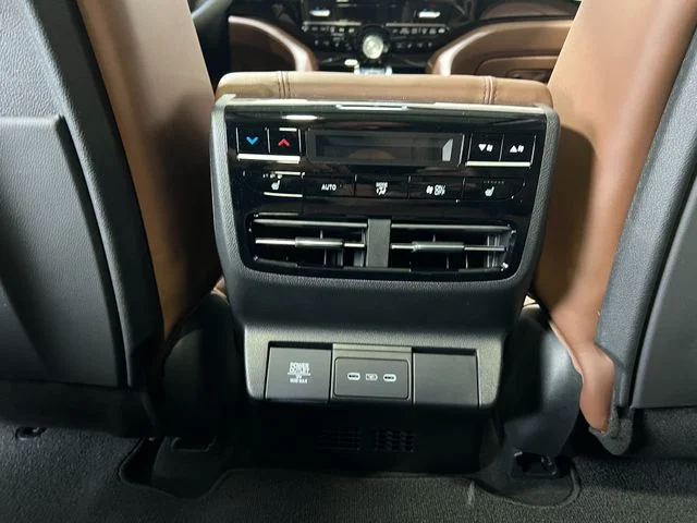 New 2026 Majestic Black Pearl Acura Advance Package image 31