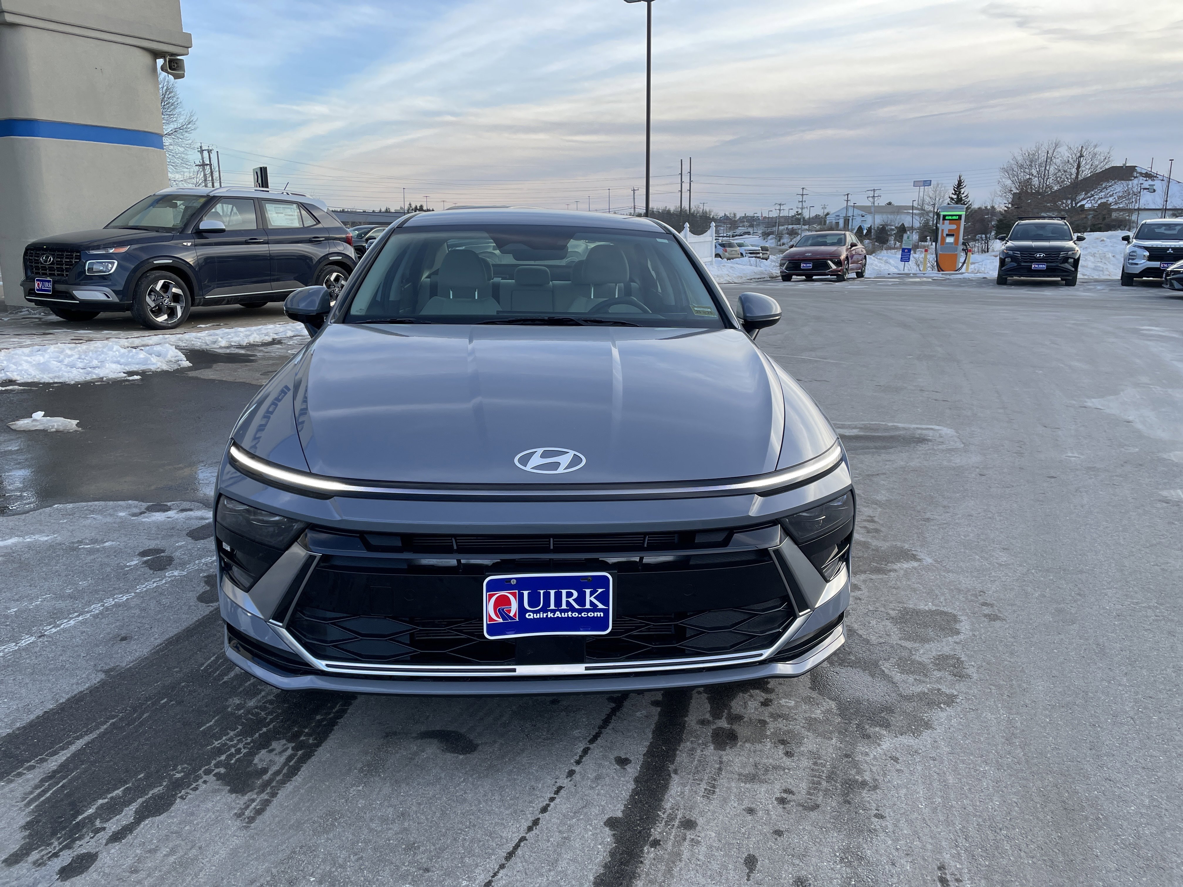 Used 2024 Transmission Blue Hyundai SEL image 8