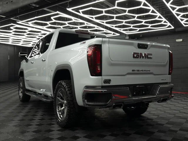 New 2026 Glacier White Tricoat GMC SLT image 44