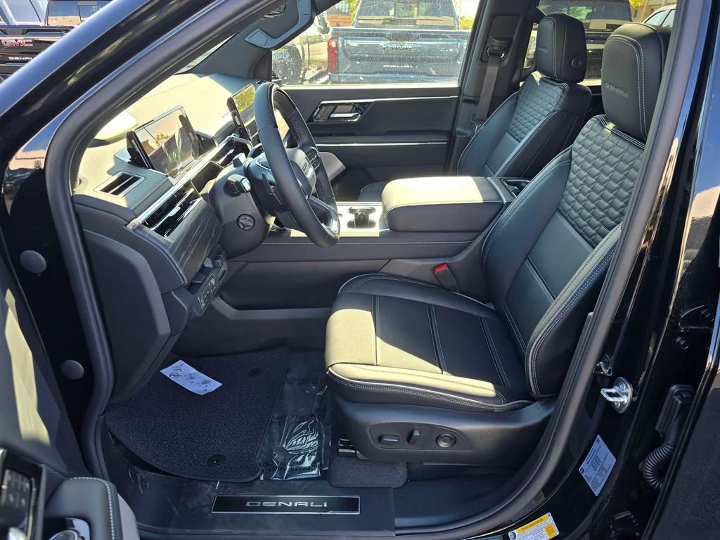 New 2025 Onyx Black GMC Extended Range Denali image 15