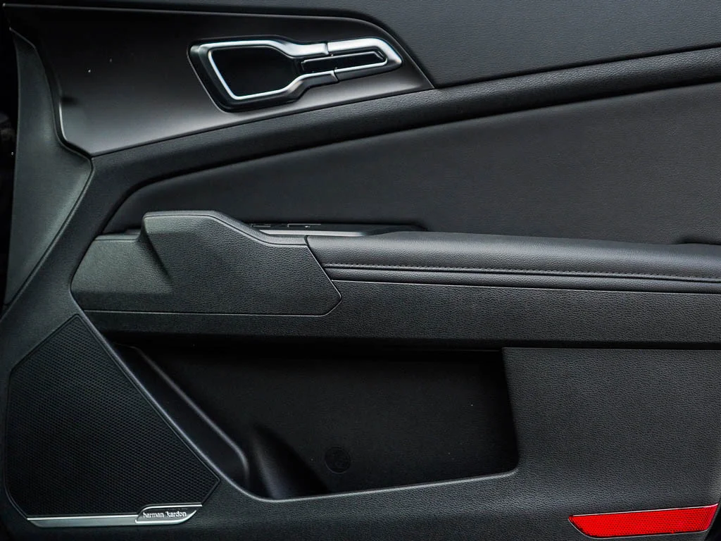New 2026 Ebony Black Kia SX Prestige AWD image 10