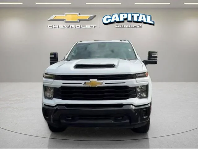 Used 2025 Summit White Chevrolet Custom image 8