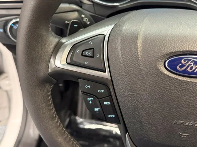 Used 2016 White Ford SE image 15