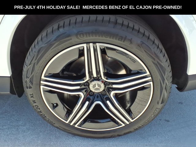 Certified Used 2026 White Mercedes-Benz GLC 300 image 25
