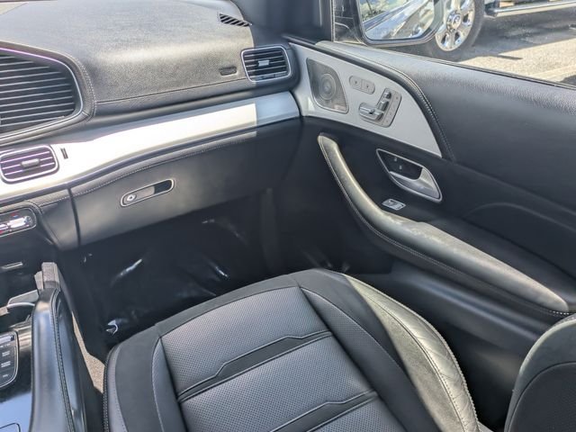 Used 2024  Mercedes-Benz GLE 53 AMG® image 16