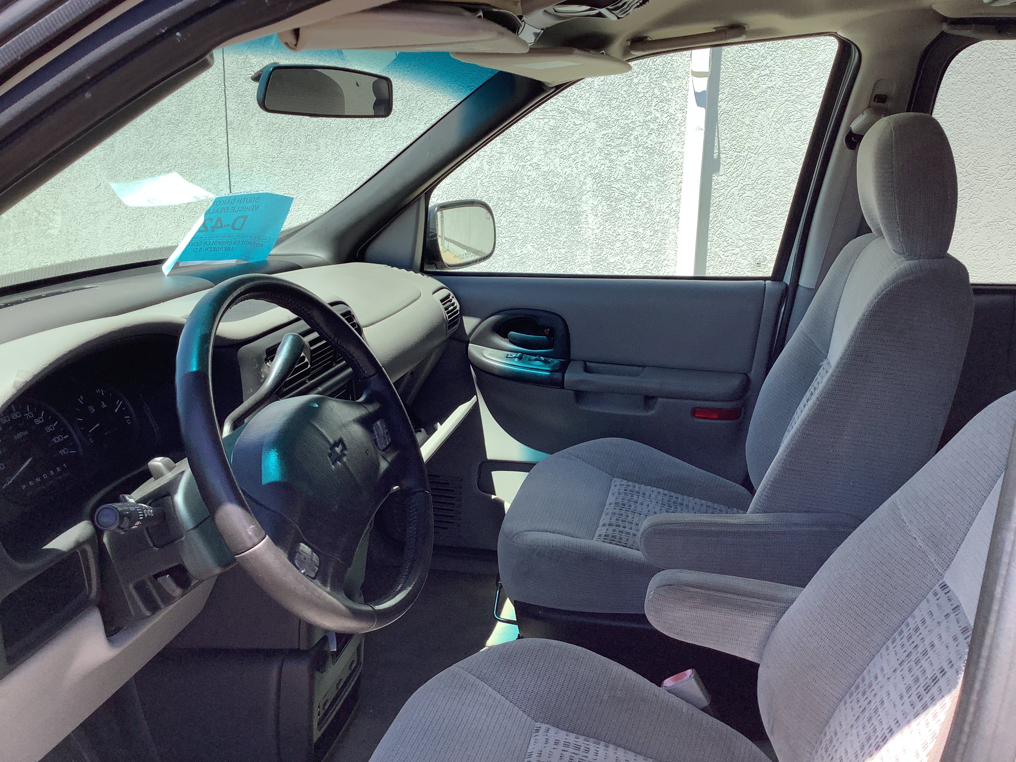 Used 2004 Silver Chevrolet LT image 10