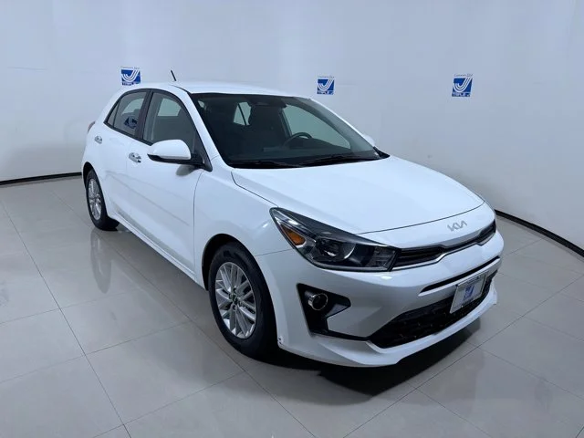 Used 2023 CLEAR WHITE Kia S image 2