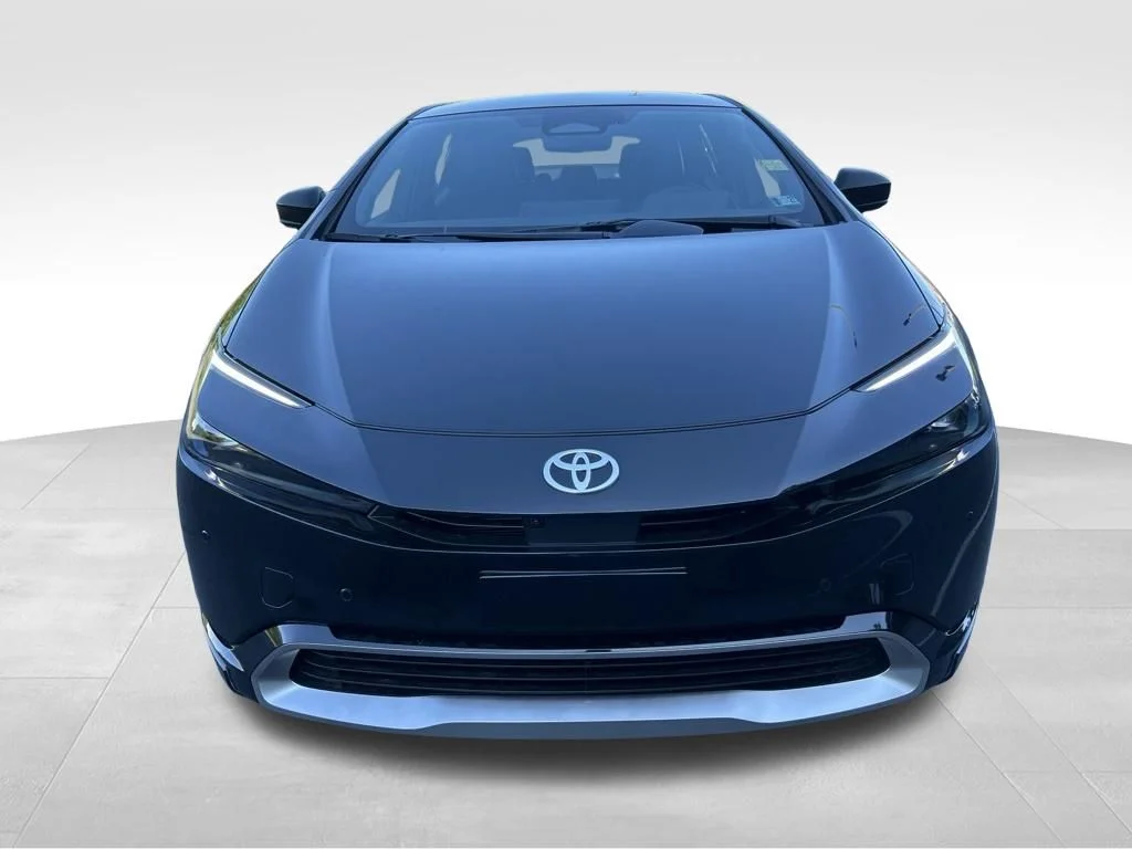2026 Toyota Prius Plug-in Hybrid XSE Premium - Photo 8