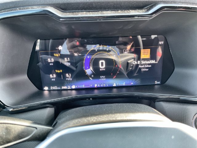 2026 Chevrolet Colorado photo 12 of 35