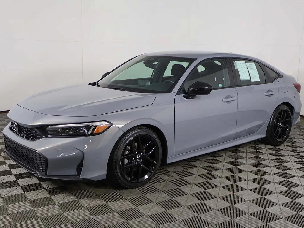 2025 Honda Civic Sport - Photo 6
