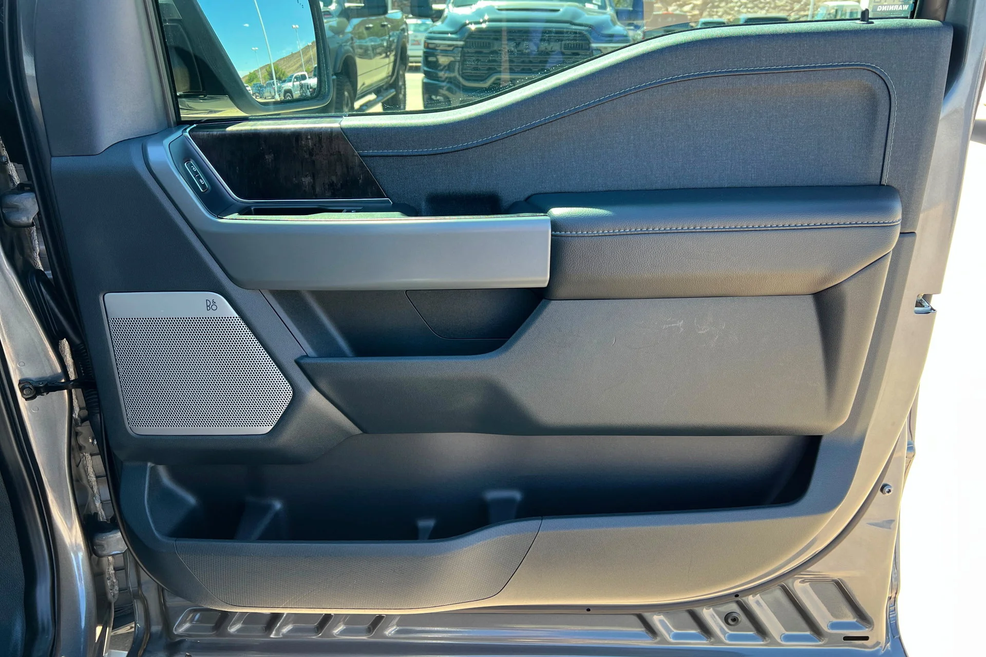 2023 Ford F-150 XL - Photo 22