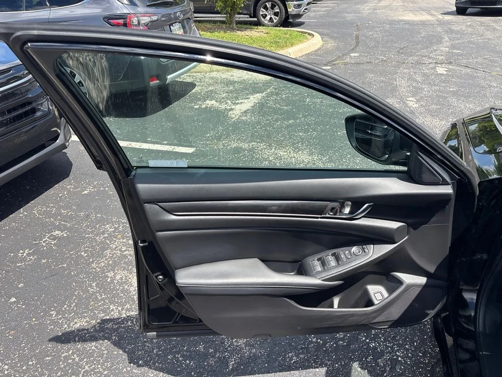 Used 2022 Black Honda Sport image 18