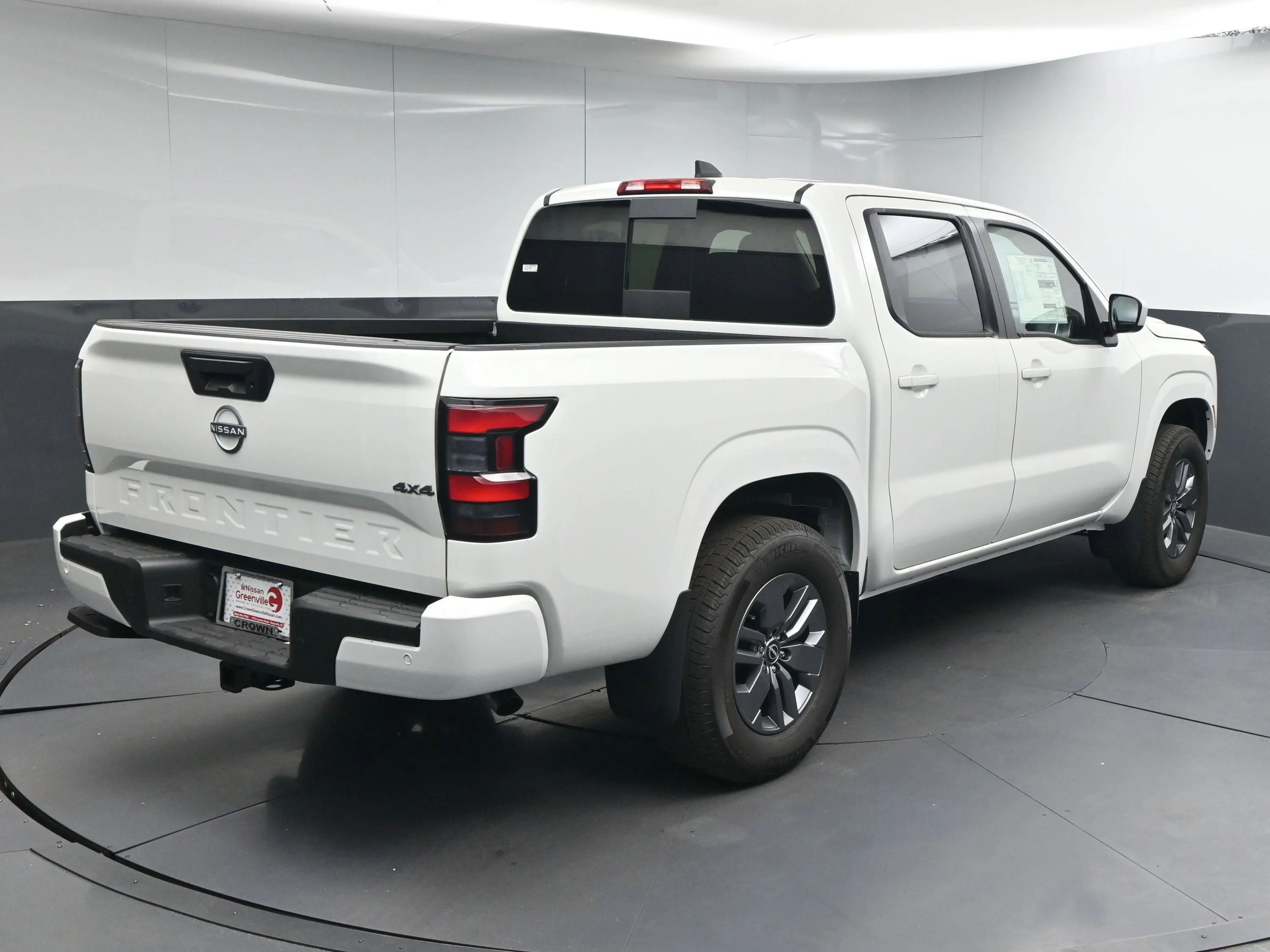 New 2026 Glacier White Nissan Crew Cab SV image 7