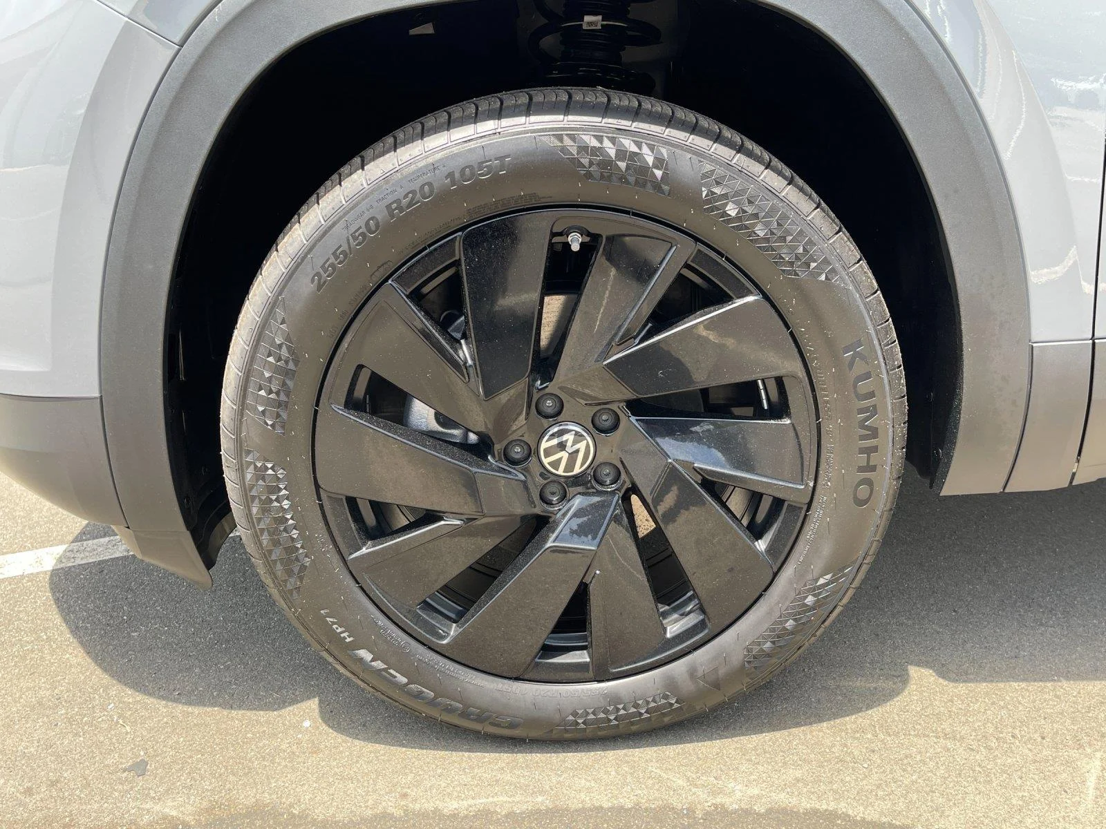 New 2026 Pure Gray Volkswagen 2.0T SE w/Technology image 10