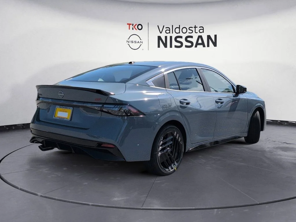 New 2026 Gray Nissan SR image 4