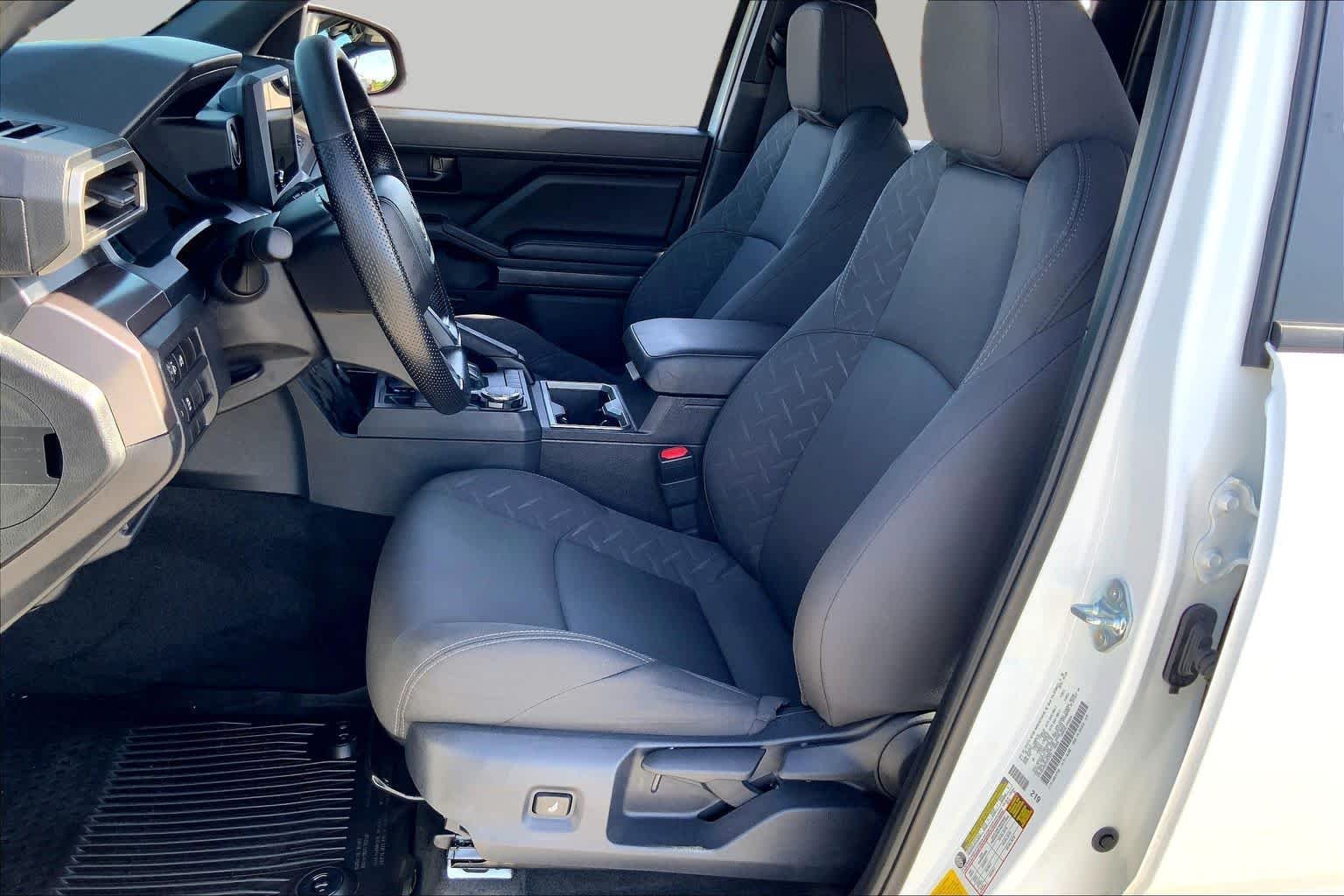 Used 2026 Ice Cap Toyota SR5 image 8