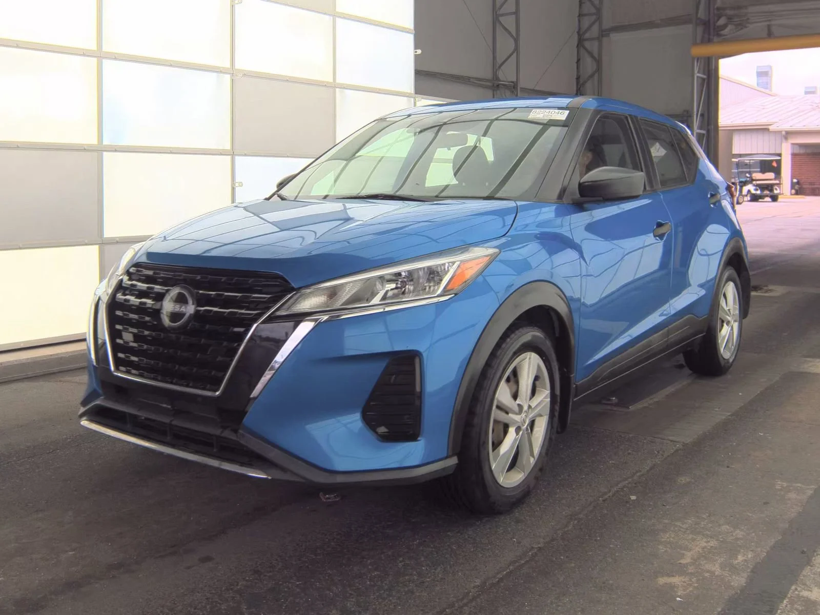 2022 Nissan Kicks 1.6 S's photo