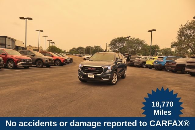 Used 2024 Blue GMC SLE image 1