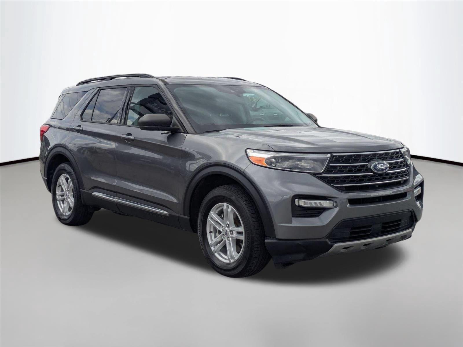 Used 2023 Carbonized Gray Metallic Ford XLT image 3