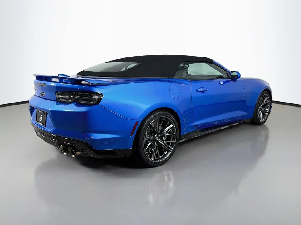 Used 2024 Blue Chevrolet ZL1 image 5