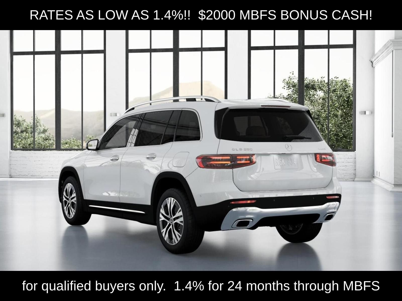 New 2026 Polar White Mercedes-Benz GLB 250 image 28