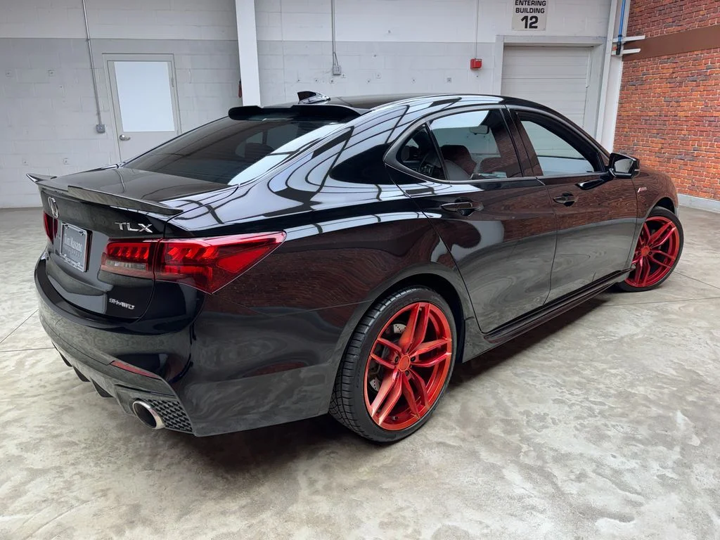 Certified Used 2019 Black Acura 3.5L Technology Pkg w/A-Spec Pkg image 6