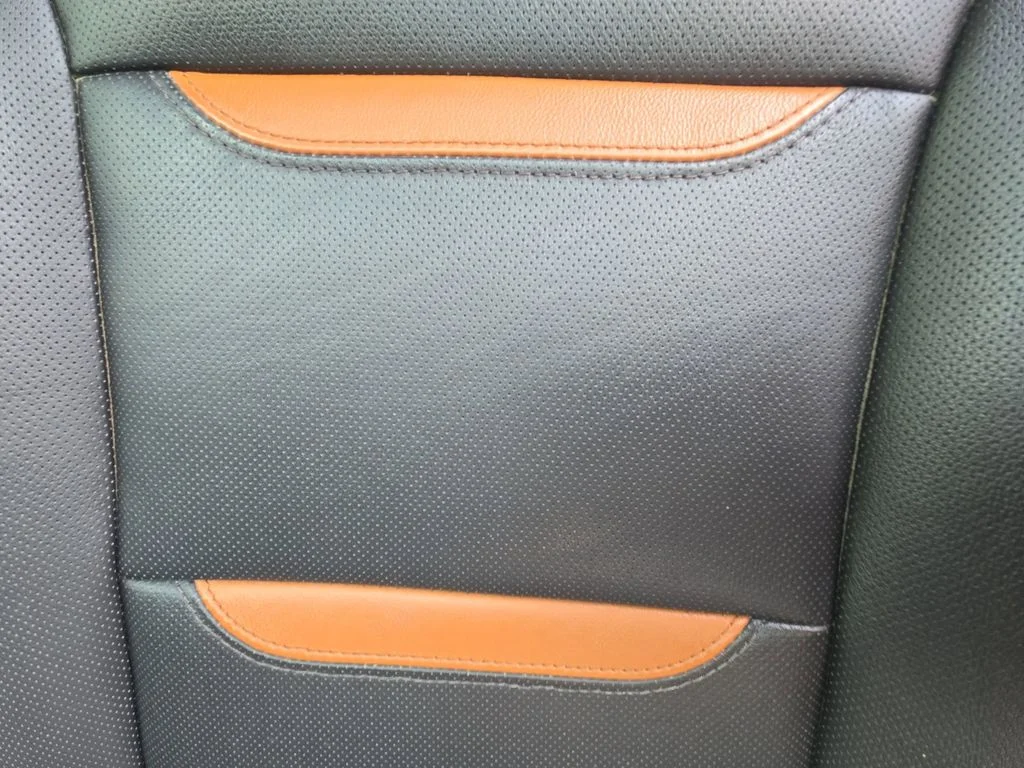 Used 2024 Silver GMC AT4 image 30