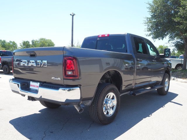 Used 2025 Granite Crystal Metallic Clearcoat Ram Tradesman image 6