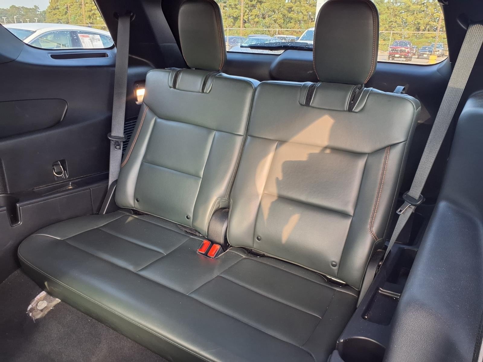 2022 Ford Explorer photo 15 of 27