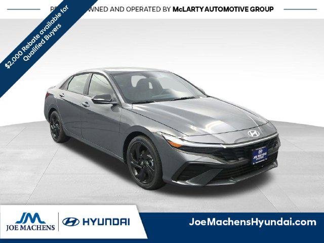 New 2026 Gray Hyundai SEL Sport Plus image 3