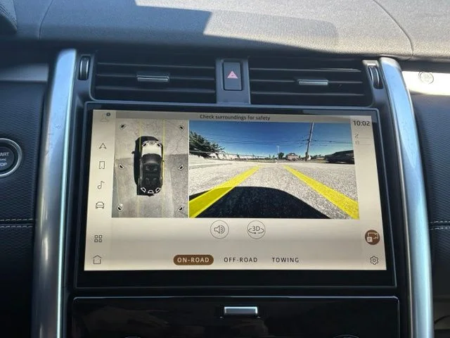 New 2026 Santorini Black Land Rover Dynamic SE image 25