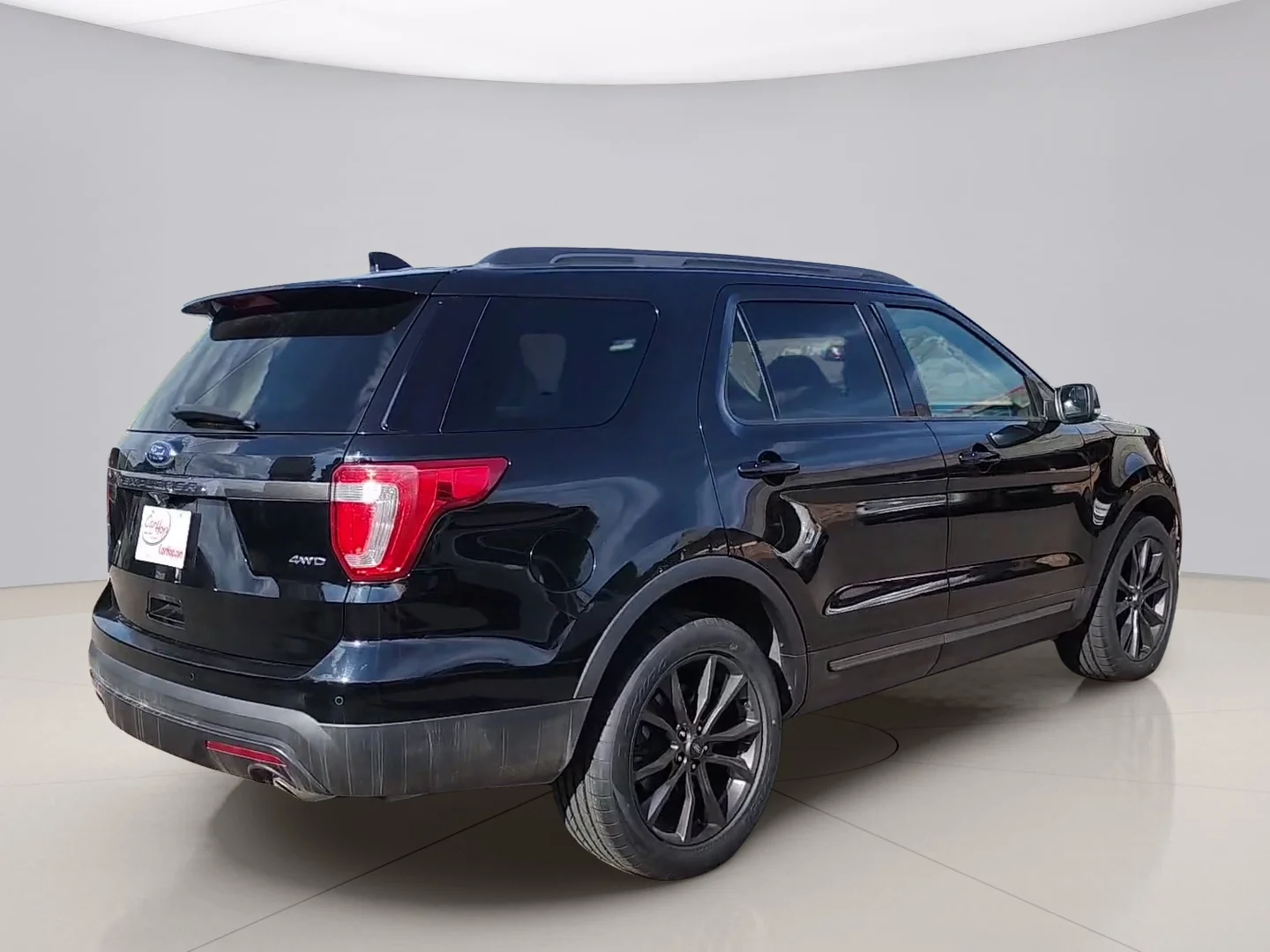 Used 2017 Black Ford XLT image 5